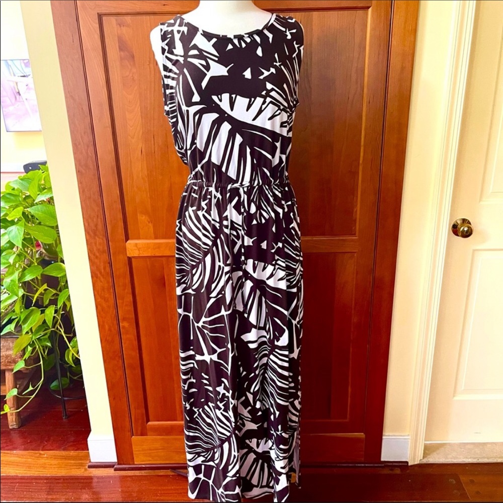 NWT Chico’s Maxi Dress